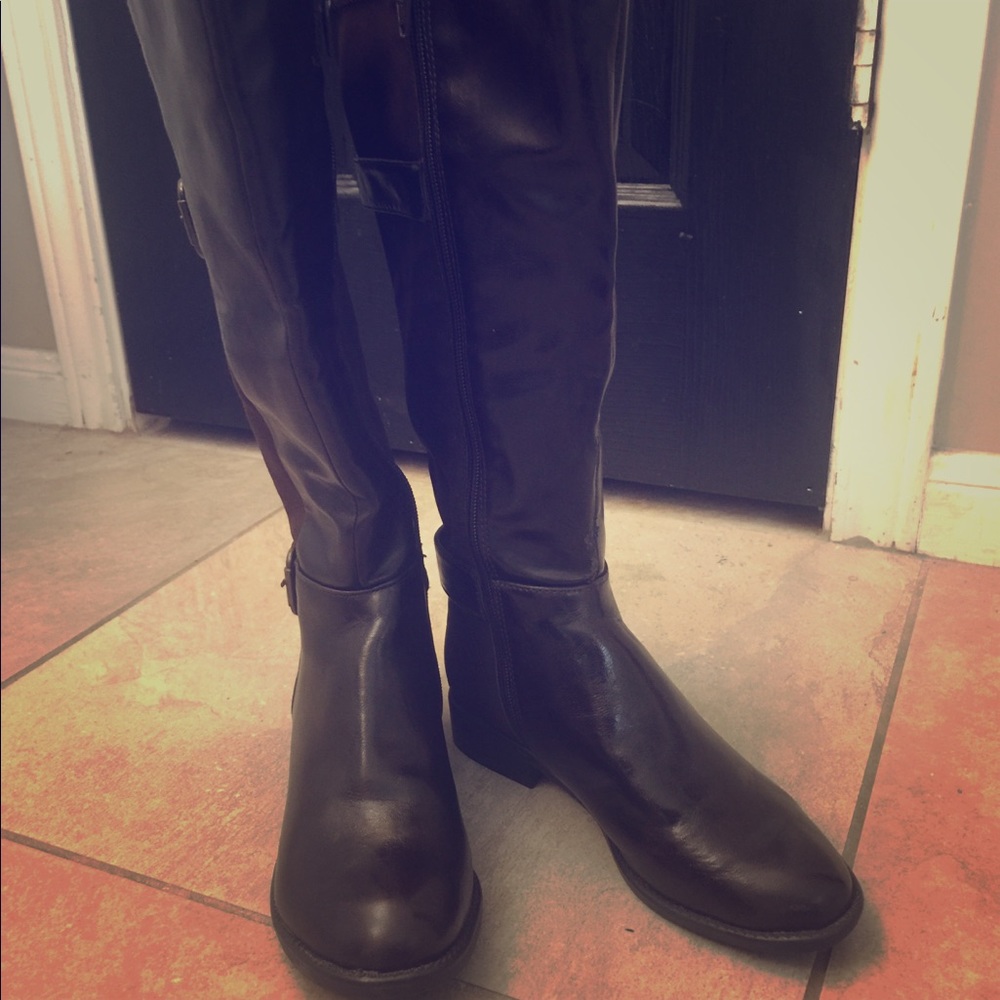 Stride Rite brown equestrian boots